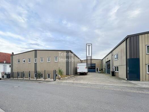 Lagerhalle zum Kauf 2.290.000 € 2.521 m² Lagerfläche teilbar ab 2.521 m² Berg 92348
