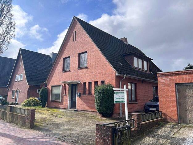 Einfamilienhaus zum Kauf provisionsfrei 395.000 € 8 Zimmer 136,6 m² 680 m² Grundstück Ernst-Mohr-Straße 15 Heide 25746