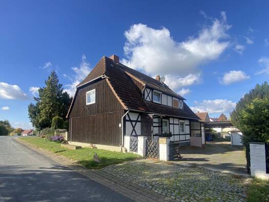 Doppelhaushälfte zum Kauf 80.000 € 3 Zimmer 100 m² 600 m² Grundstück Walbecker Weg 1 Mariental 38368