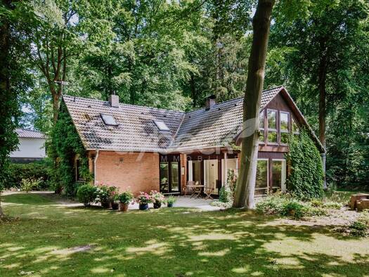 Einfamilienhaus zum Kauf 576.000 € 6,5 Zimmer 169 m² 1.419 m² Grundstück Adendorf Adendorf 21365