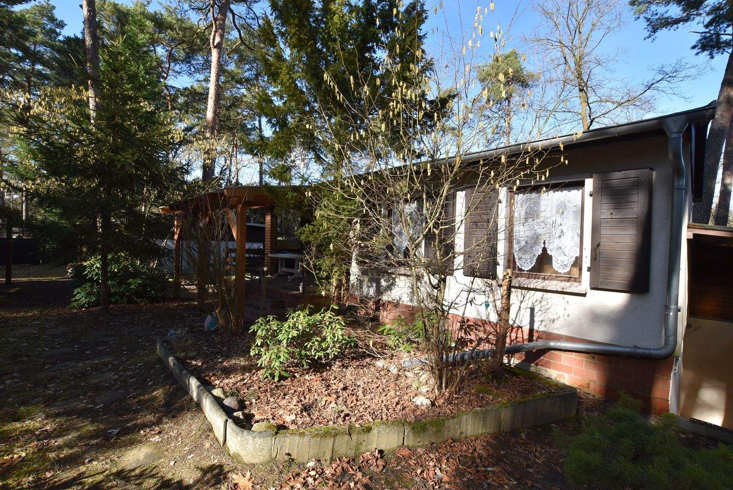 Immobilie in Halle (Saale) - Freizeitbungalow auf Eigentumsland in der Waldsiedlung Wellaune zu verkaufen! - Bild 3