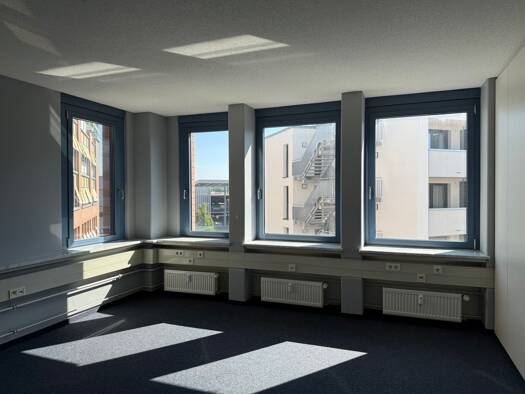 Büro zur Miete provisionsfrei 2.973 € 263,6 m² Bürofläche Line-Eid-Straße 1 Industriegebiet Konstanz 78467