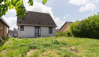 Einfamilienhaus zum Kauf 330.000 € 5 Zimmer 126 m² 607 m² Grundstück Satrup Mitttelangeln 24986