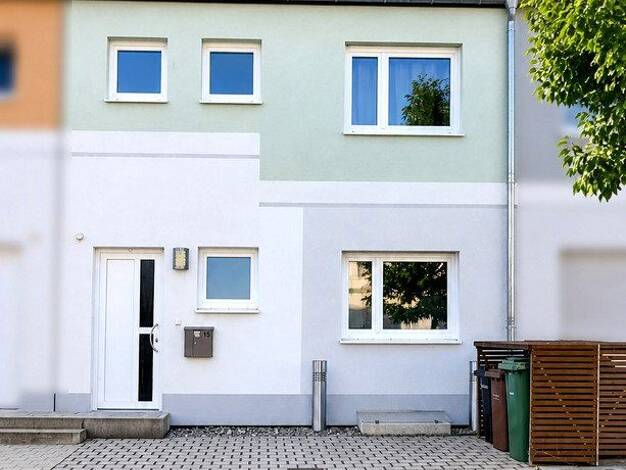 Reihenmittelhaus zum Kauf provisionsfrei 585.000 € 5,5 Zimmer 163,3 m² 164,3 m² Grundstück Adelsdorf Adelsdorf 91325