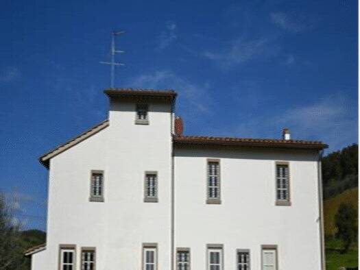 Villa zum Kauf 990.000 € 10 Zimmer 400 m² Carmignano 95015