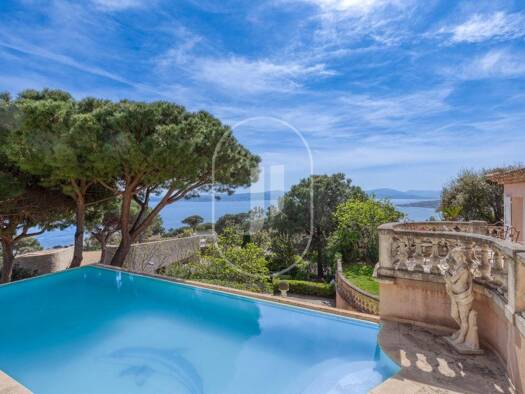 Haus zum Kauf 4.500.000 € 375 m² 2.043 m² Grundstück Ville-Les Saquedes-Le Bouillonnet Sainte-Maxime 83120