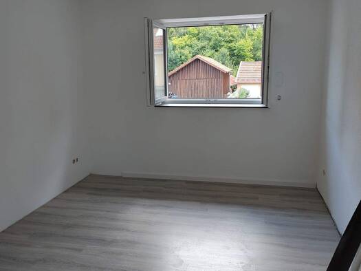 Wohnung zur Miete 859 € 3 Zimmer 64 m² 2 Geschosse frei ab sofort Peißenberg 82380