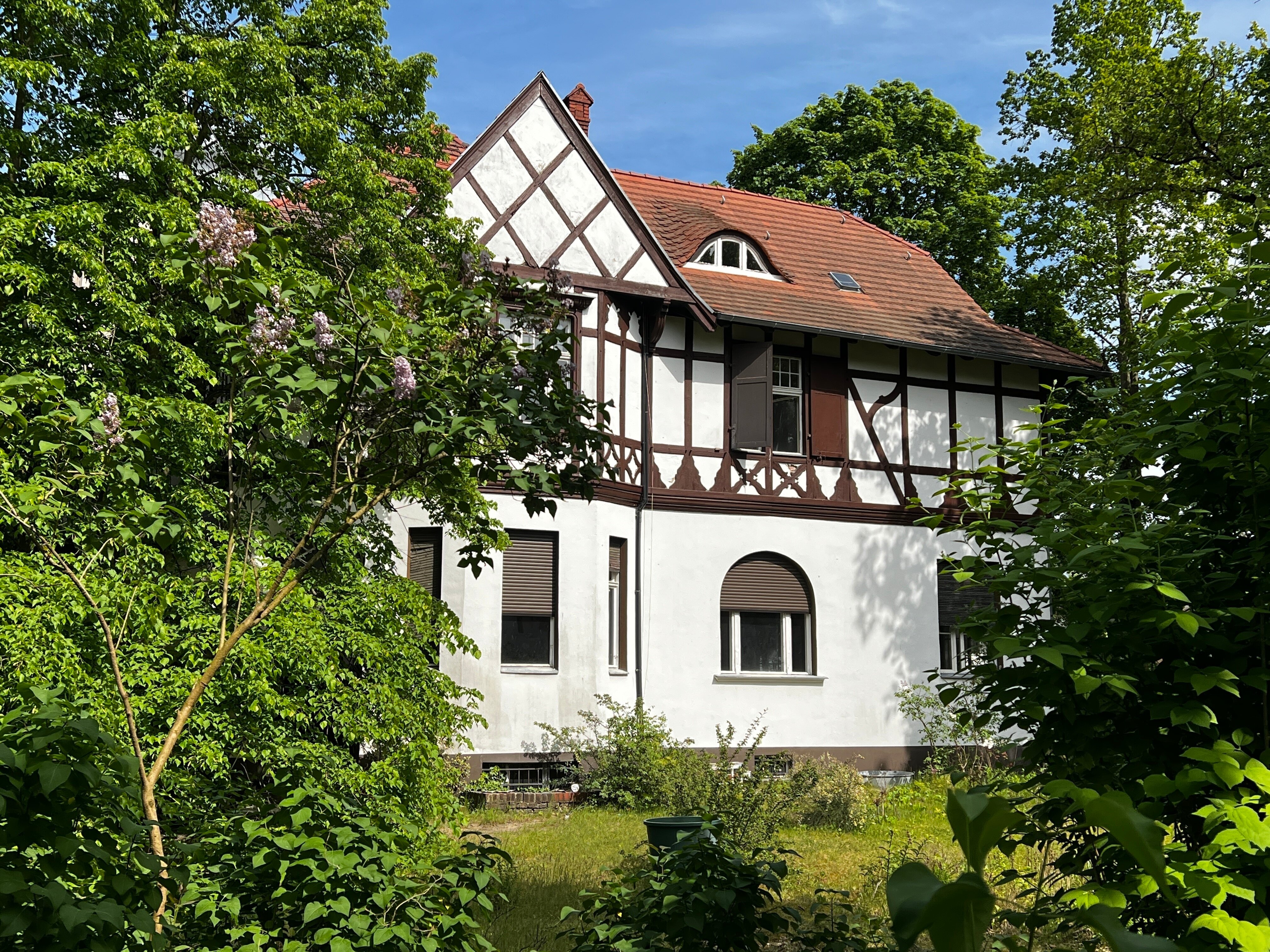 Villa zum Kauf 2.750.000 € 20 Zimmer 700 m²<br/>Wohnfläche 1.607 m²<br/>Grundstück Wannsee Berlin 14109