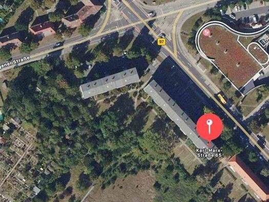 Außenstellplatz zur Miete provisionsfrei 36 € Karl-Marx-Str. 73 Klotzsche Dresden 01109