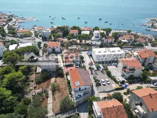 Haus zum Kauf 595.000 € 9 Zimmer 380 m² Šibenik