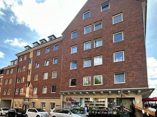 Wohnung zur Miete 725 € 3 Zimmer 62,9 m² 3. Geschoss frei ab 15.10.2026 Innenstadt Lübeck 23552