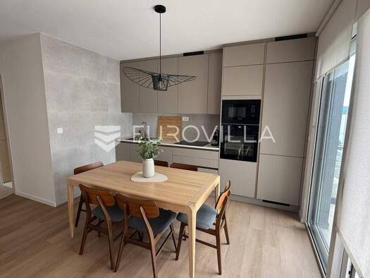 Wohnung zur Miete 1.600 € 2 Zimmer 80 m² 2. Geschoss Podstrana Podstrana