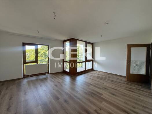 Wohnung zur Miete 720 € 2 Zimmer 61 m² Straubing Straubing 94315