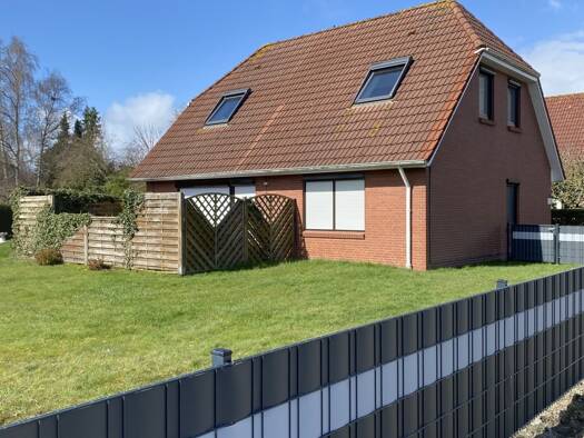 Einfamilienhaus zur Miete 990 € 5 Zimmer 135 m² 775 m² Grundstück Pewsum Krummhörn / Pewsum 26736