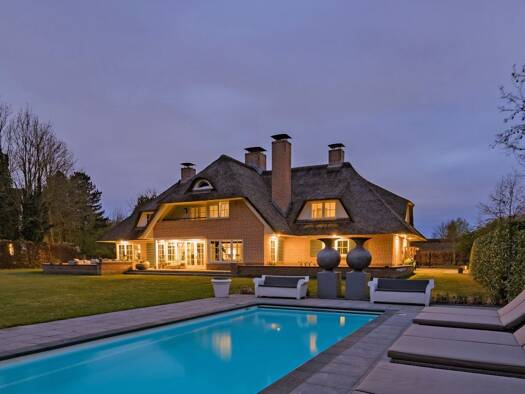Villa zum Kauf 3.750.000 € 9 Zimmer 490 m² 4.330 m² Grundstück hyacintenlaan 4 warmond 2361 LP