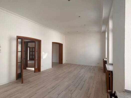 Wohnung zur Miete 1.095 € 5 Zimmer 137 m² Geschoss 1/3 frei ab sofort Stadtmitte Krefeld 47798