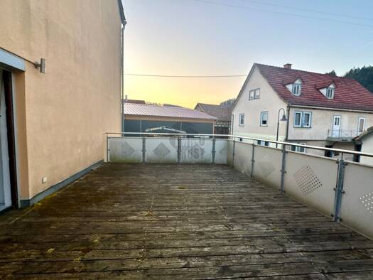 Reihenendhaus zum Kauf 159.000 € 6 Zimmer 122,3 m² 95,9 m² Grundstück Waldenhausen Wertheim / Waldenhausen 97877