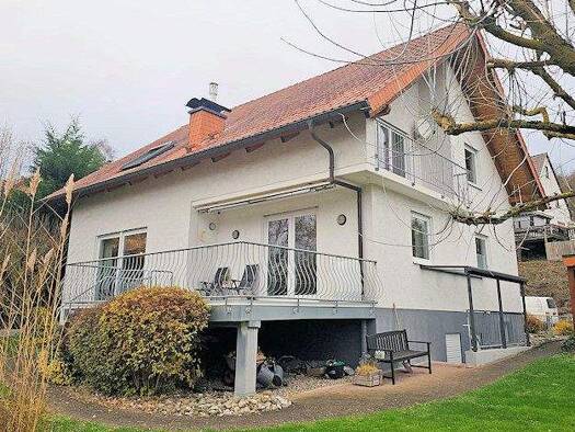 Einfamilienhaus zum Kauf 1.000 € 6 Zimmer 190 m² 497 m² Grundstück frei ab 10.04.2026 Schuhkaufstraße 19 Heckershausen Ahnatal 34292