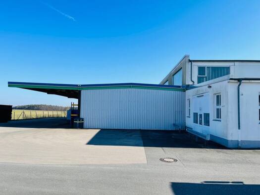 Logistikzentrum zur Miete provisionsfrei 5.000 m² Lagerfläche teilbar von 630 m² bis 5.000 m² Altenberg Oberasbach 90522