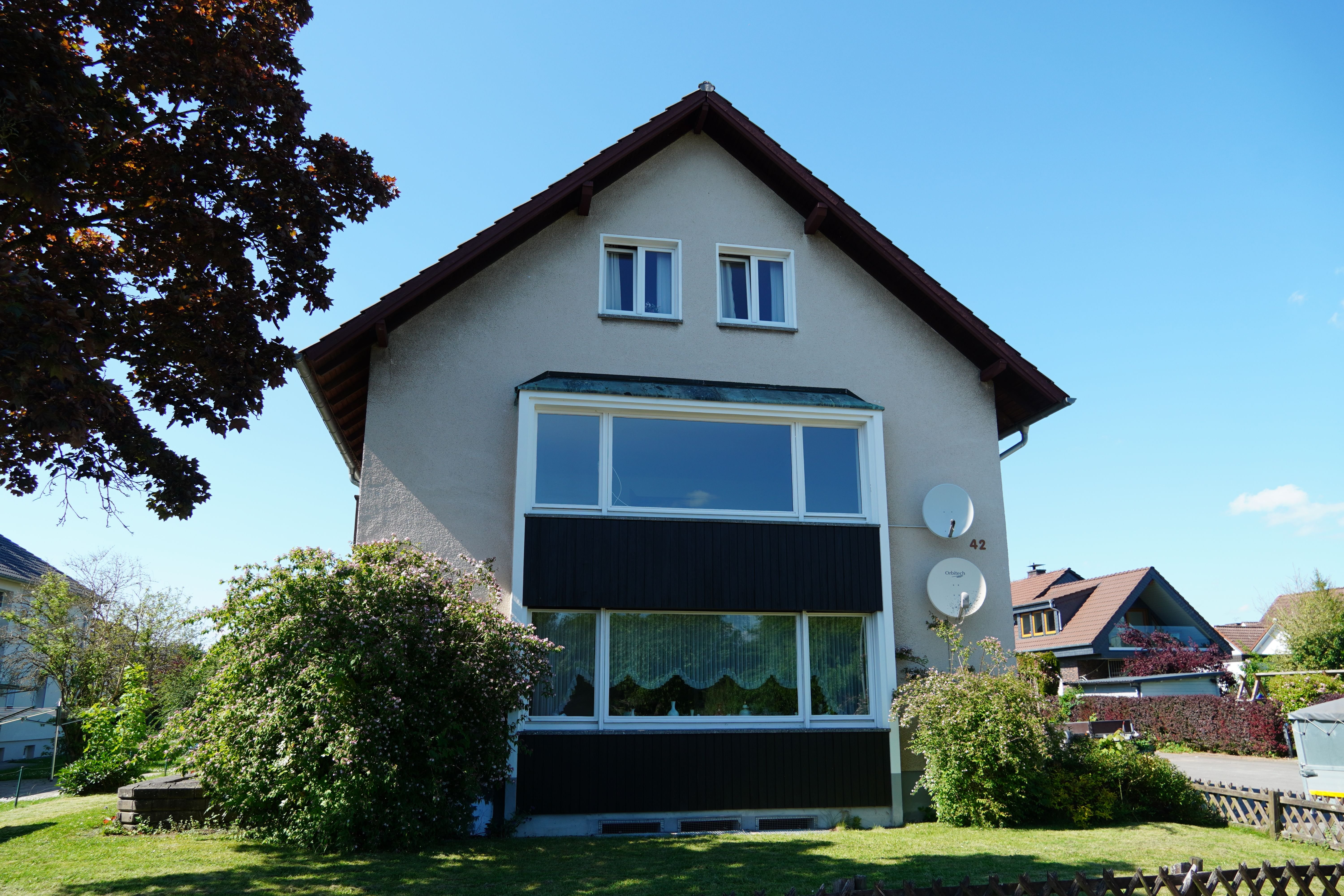 Mehrfamilienhaus zum Kauf provisionsfrei 389.000 € 10 Zimmer 285 m²<br/>Wohnfläche 650 m²<br/>Grundstück ab sofort<br/>Verfügbarkeit Blomberg Blomberg 32825