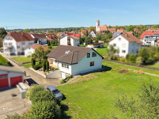 Einfamilienhaus zum Kauf 384.000 € 7 Zimmer 176,6 m² 1.813 m² Grundstück Bingen Bingen 72511