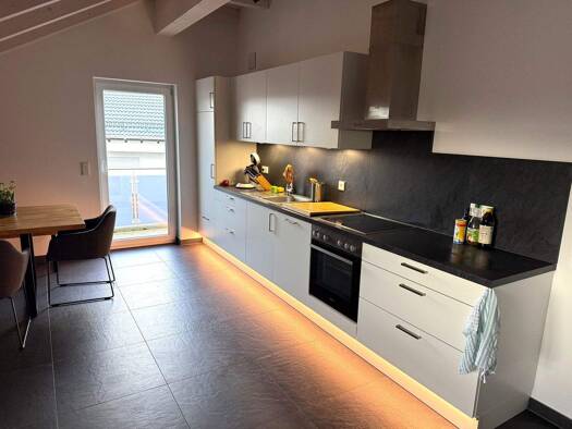 Wohnung zur Miete 1.400 € 2 Zimmer 82,8 m² 2. Geschoss frei ab 01.02.2026 Neufinsing Finsing 85464