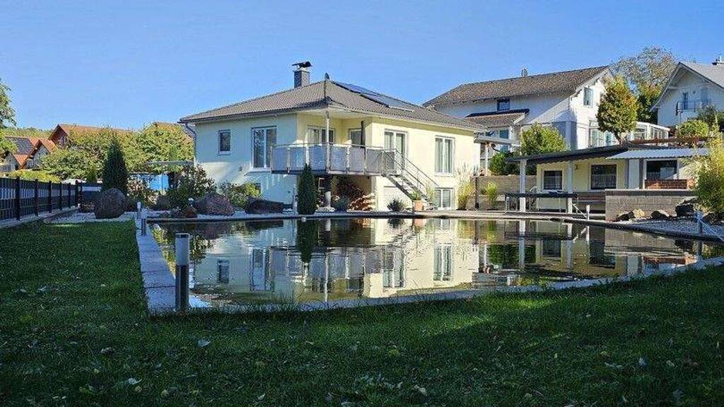 Einfamilienhaus zum Kauf provisionsfrei 649.000 € 6 Zimmer 178 m² 1.123 m² Grundstück Merkenfritz Hirzenhain 63697