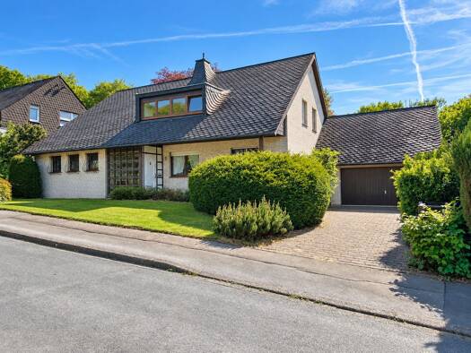 Einfamilienhaus zum Kauf 779.000 € 8,5 Zimmer 155 m² 768 m² Grundstück Lücklemberg Dortmund 44229