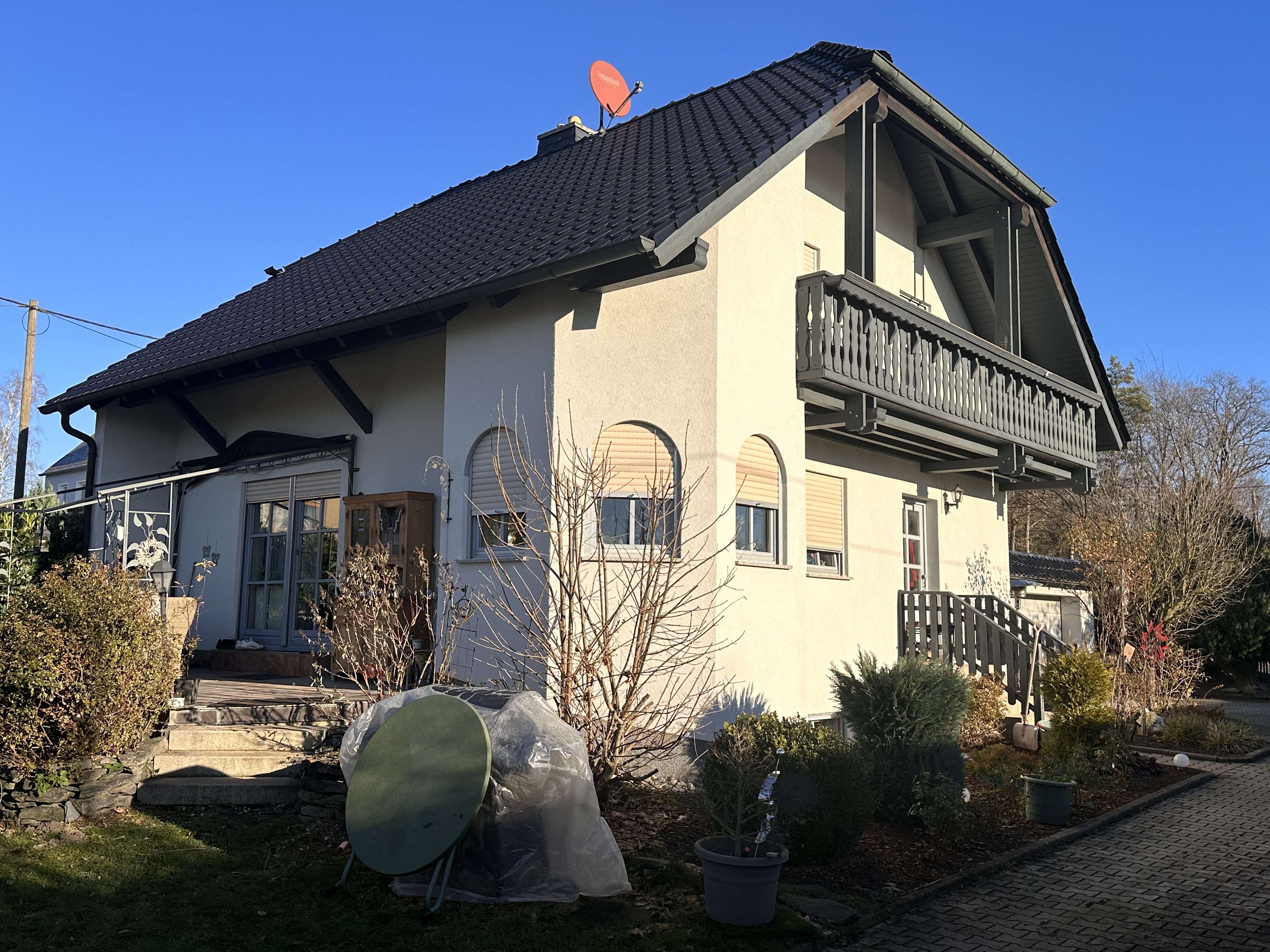 Einfamilienhaus zum Kauf 379.000 € 6 Zimmer 135 m²<br/>Wohnfläche 3.100 m²<br/>Grundstück Haselbrunn Plauen 08525