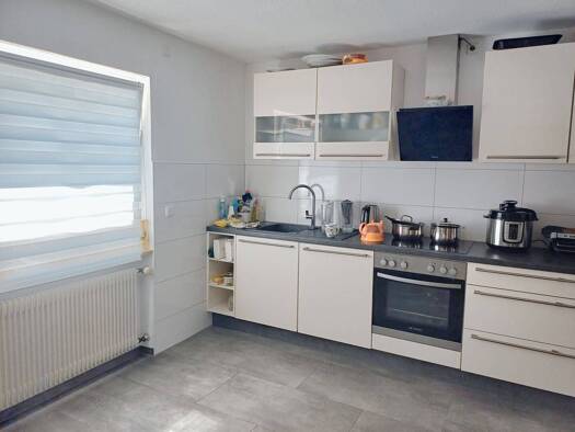 Doppelhaushälfte zur Miete 2.100 € 5 Zimmer 150 m² 500 m² Grundstück frei ab 15.09.2026 Ludwig-Sand-Str. 2 Stadtrandsiedlung Erlangen 91056