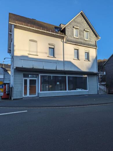 Haus zum Kauf 389.000 € 320 m² 480 m² Grundstück Eisern Siegen 57080