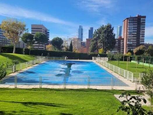 Wohnung zum Kauf 1.200.000 € 3 Zimmer 190 m² 9. Geschoss Cl Condado De Treviño Madrid 28033