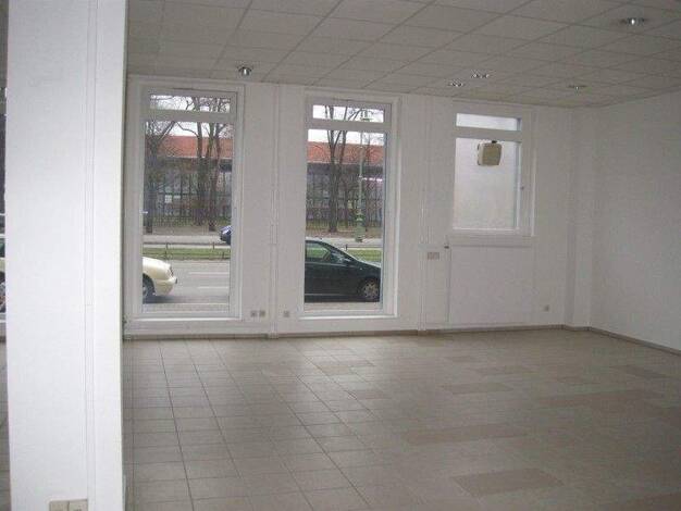 Laden zur Miete provisionsfrei 4.512 € 5,5 Zimmer 300,8 m² Verkaufsfläche Spandauer Damm 27 Charlottenburg Berlin 14059