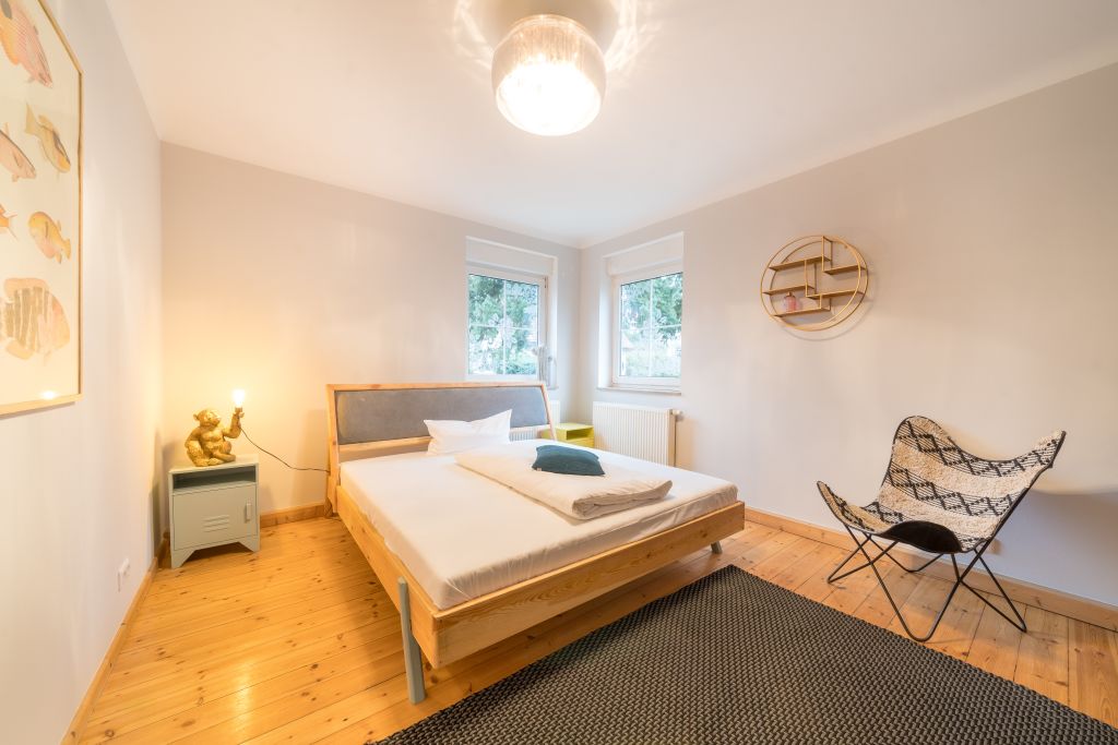 Wohnung zur Miete Wohnen auf Zeit 4.000 € 7 Zimmer 140 m²<br/>Wohnfläche ab sofort<br/>Verfügbarkeit Fontanestraße Babelsberg - Nord Potsdam 14482