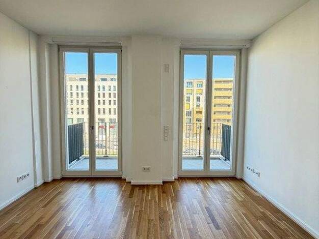 Wohnung zur Miete 837 € 2 Zimmer 47,1 m² 2. Geschoss frei ab 17.03.2026 Marienstraße 4 Innere Altstadt Dresden 01067