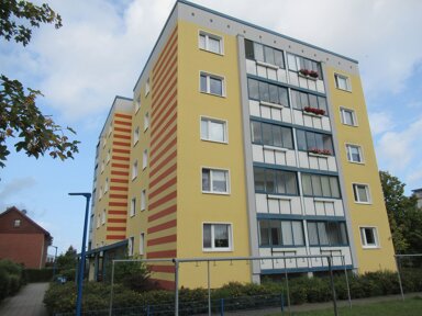 Studio zum Kauf 109.000 € 1 Zimmer 28 m² 3. Geschoss frei ab sofort Lichtenhagen Rostock 18109