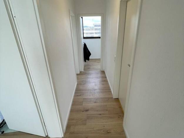 Wohnung zur Miete 1.250 € 3 Zimmer 80 m² Biebrich Wiesbaden 65187