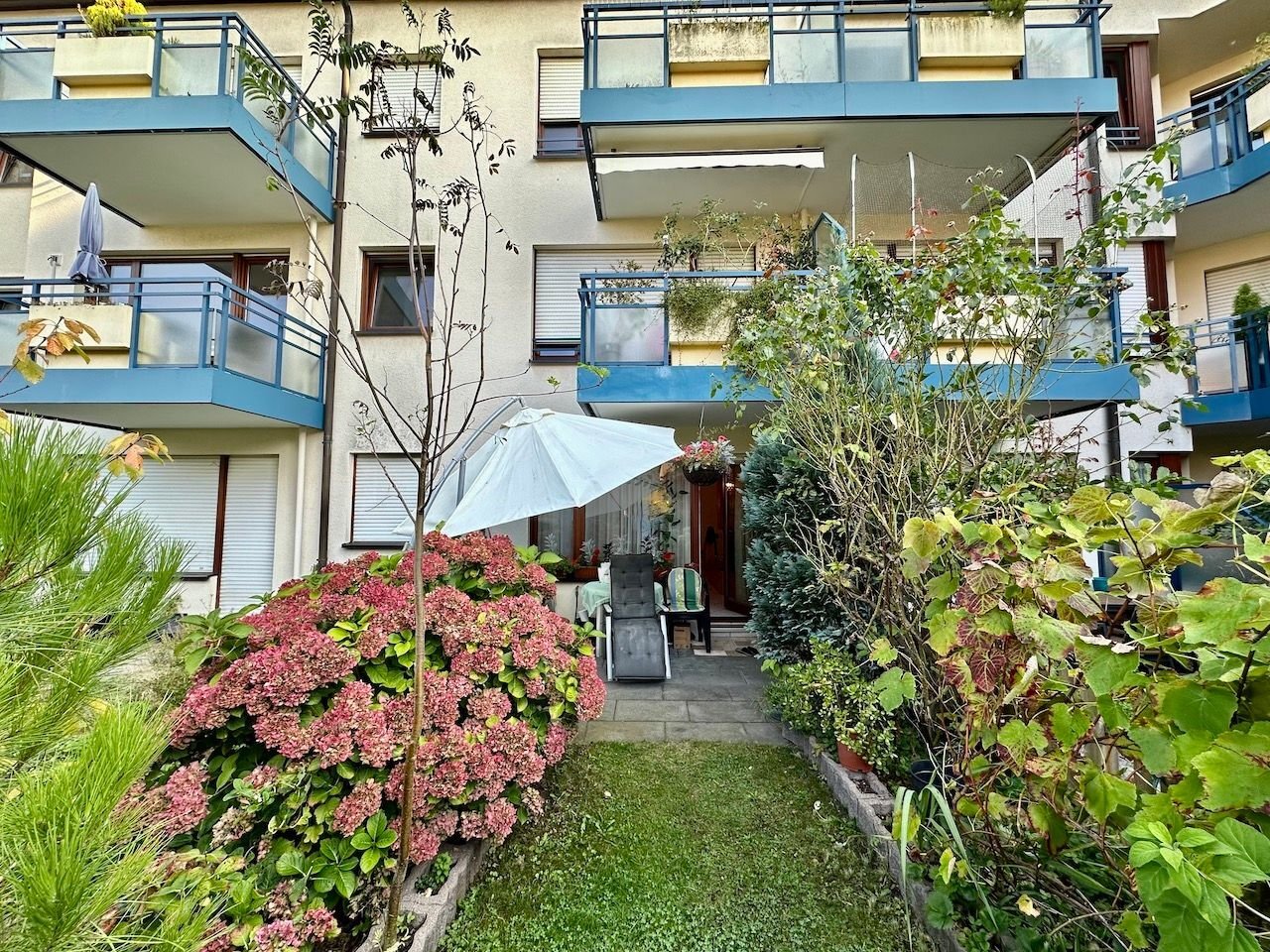 Wohnung zum Kauf 229.000 € 2 Zimmer 61,3 m²<br/>Wohnfläche Augustinusviertel Neuss 41464