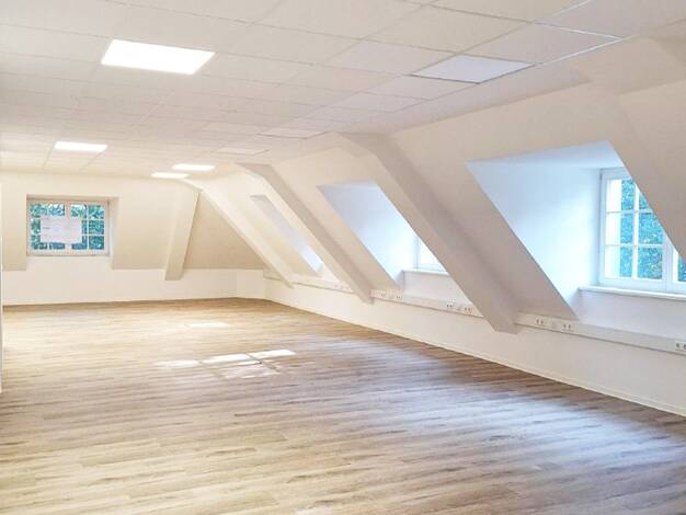 Bürofläche zur Miete 13,50 € 129,4 m² Bürofläche Hugo-Junkers-Ring 1 Industriegebiet Klotzsche Dresden 01109