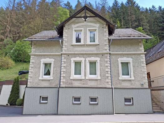 Einfamilienhaus zum Kauf 7 Zimmer 156 m² 945 m² Grundstück Ludwigsstadt 96337