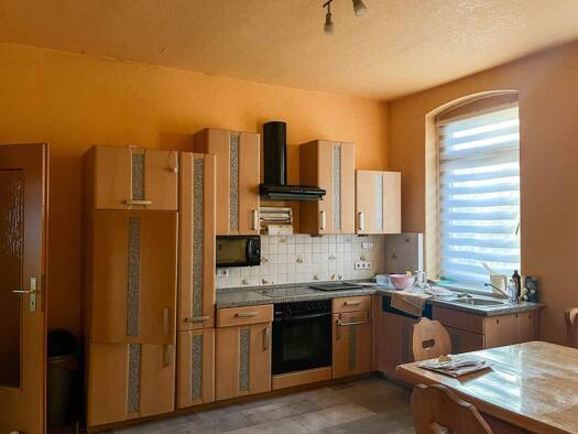 Mehrfamilienhaus zum Kauf 69.000 € 10 Zimmer 200 m² 481 m² Grundstück Greiz 07973