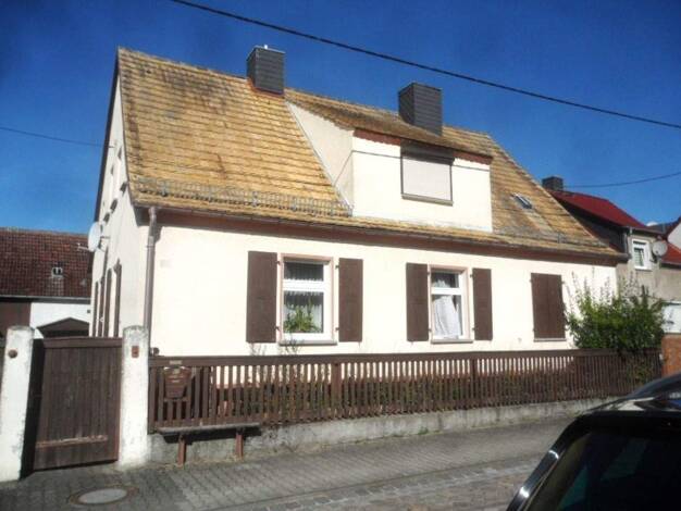 Einfamilienhaus zum Kauf 85.000 € 5 Zimmer 110 m² 3.685 m² Grundstück frei ab 01.01.2026 Falkenberg Trossin 04880
