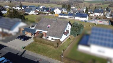Mehrfamilienhaus zum Kauf 397.000 € 6,5 Zimmer 200,8 m² 735 m² Grundstück Heinzenbach / Hunsrück 55483