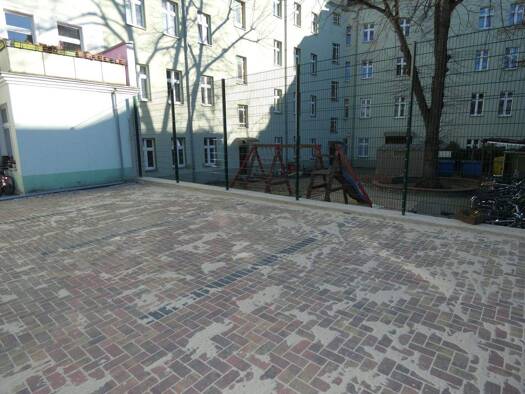 Außenstellplatz zur Miete provisionsfrei 100 € Ringbahnstraße 26 Neukölln Berlin 12051