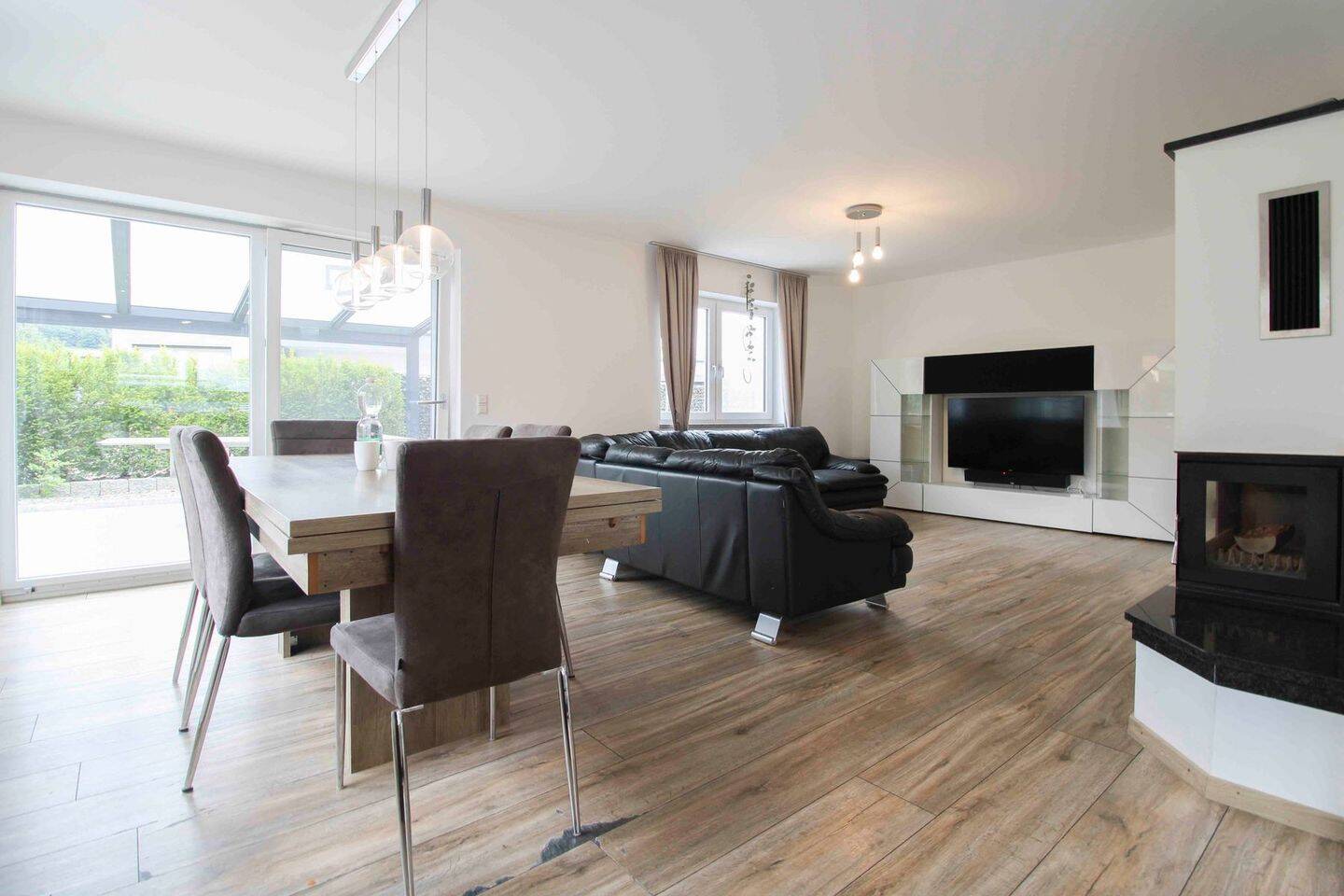 Einfamilienhaus zum Kauf - Ansicht 2