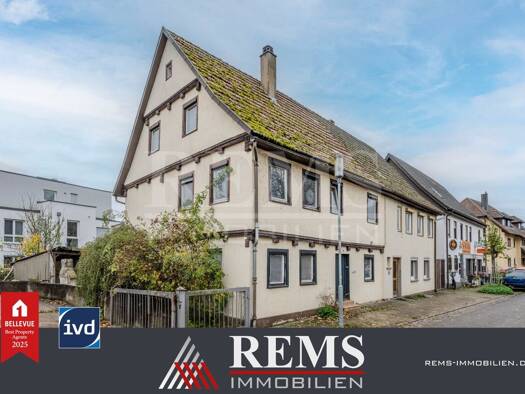 Doppelhaushälfte zum Kauf 185.000 € 7,5 Zimmer 135,8 m² 188 m² Grundstück Lorch 73547