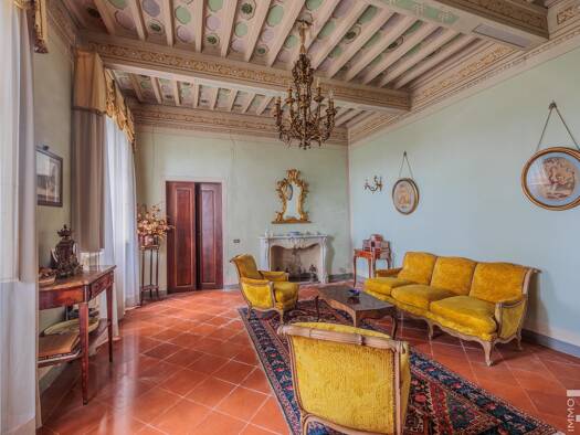 Villa zum Kauf 3.600.000 € 6 Zimmer 1.800 m² 50.000 m² Grundstück frei ab sofort Carmignano 59011