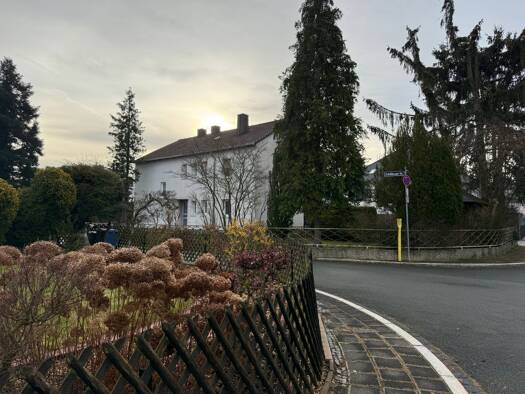 Wohnung zum Kauf 365.000 € 3,5 Zimmer 85 m² 1. Geschoss Schäßburger Straße 33 Poppenreuth Fürth 90765