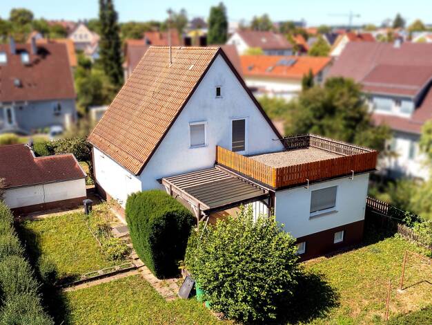 Einfamilienhaus zum Kauf 595.000 € 6 Zimmer 142 m² 632 m² Grundstück Metzingen Metzingen 72555
