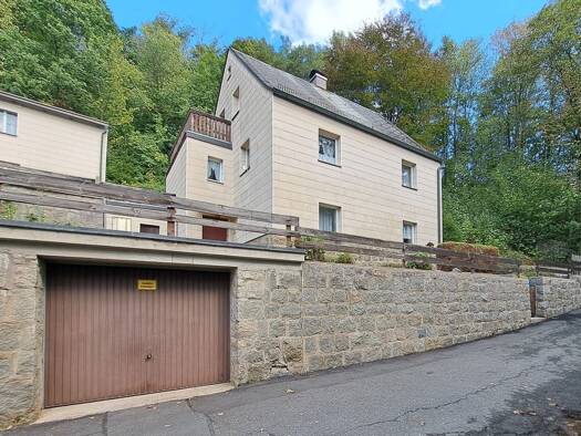 Einfamilienhaus zum Kauf 75.000 € 5 Zimmer 111 m² 696 m² Grundstück Neuhaus Windischeschenbach 92670